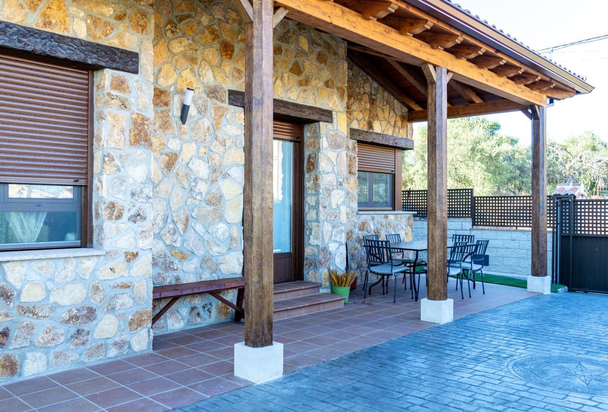 Holiday home Madre Maravillas Navalcan